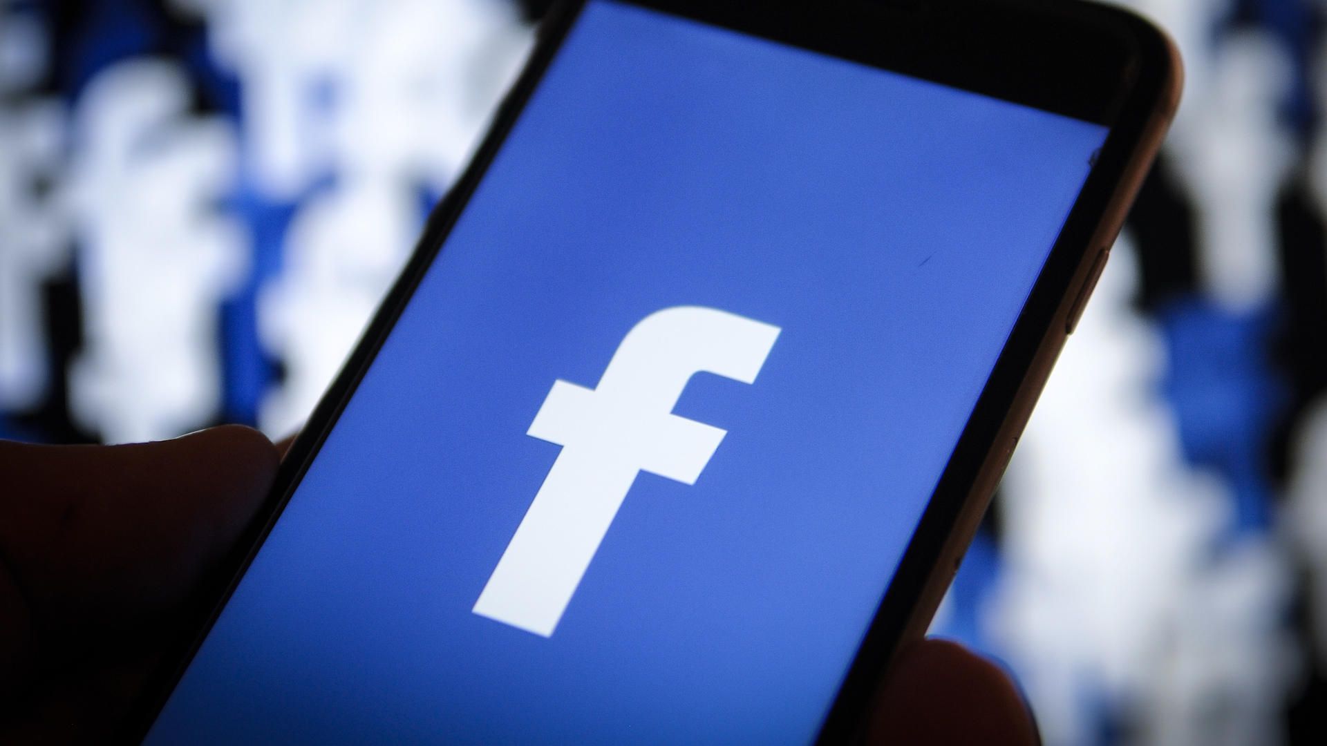 Метавселена: Фейсбук може да смени името си