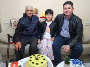 Най-възрастният жител на село Калугерене Юсеин Арун Асан празнува своя 89-годишен рожден ден
