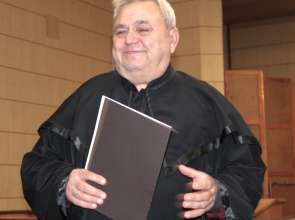 Отличия от ВСС и последно съдебно заседание на уважаваният тутракански районен съдия Спас Стефанов