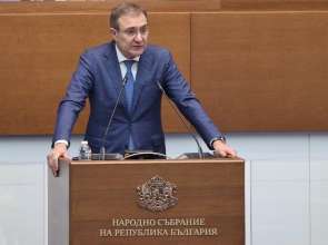 Министър Гуцанов: Месечната помощ за отопление ще бъде 121,34 лв. – с 9,6% повече спрямо миналата година