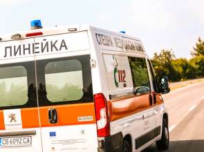Един мъж загина, а две жени са в болница след тежко ПТП край село Сребърна