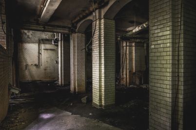 lost-place-gd07a0b56d_1920.jpg